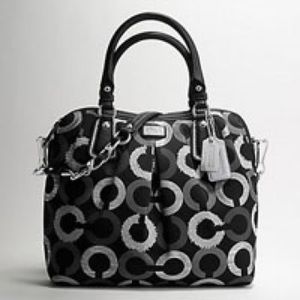 CLEAR OUT SALE ✨Coach Kristen Embroidered Satchel